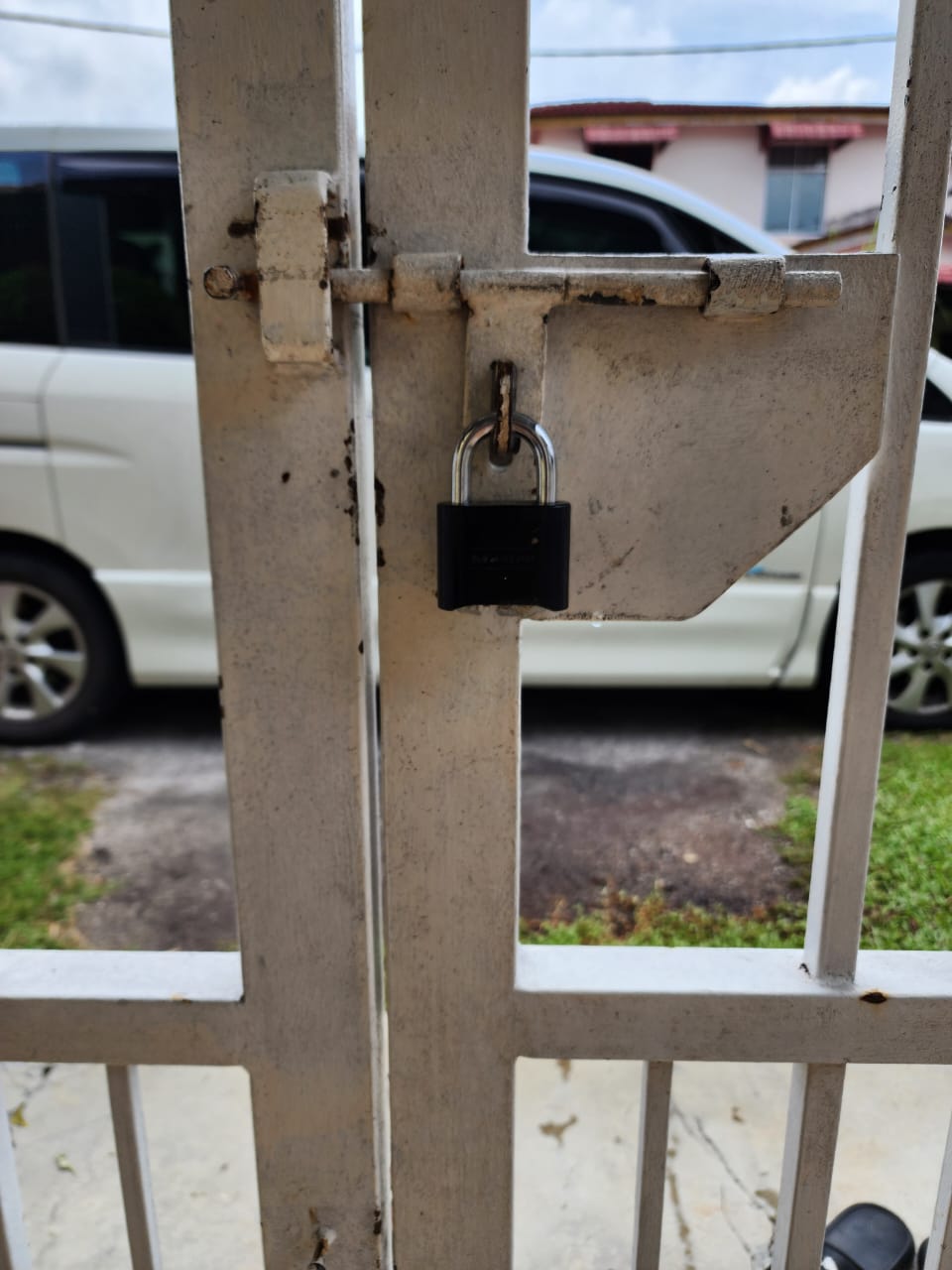 lock1-pic
